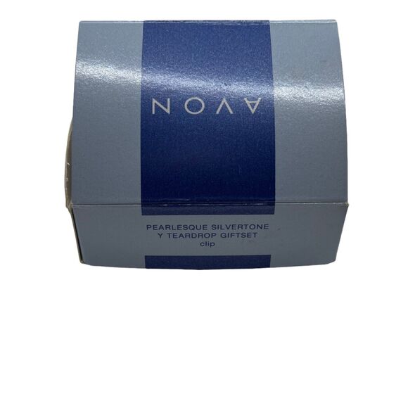 Avon Pearlesque Silver Tone Teardrop Necklace Earring Gift Set in Box Clip 2000 - Picture 2 of 14